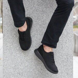 Kizik Madrid Eco Knit Black Handsfree Slip On Sneakers W9/ M7.5